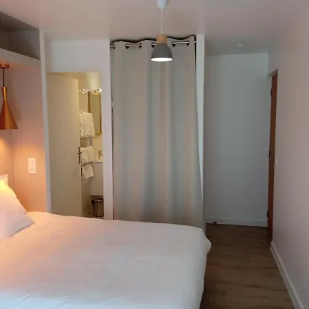 Oceanica Guest house 2*